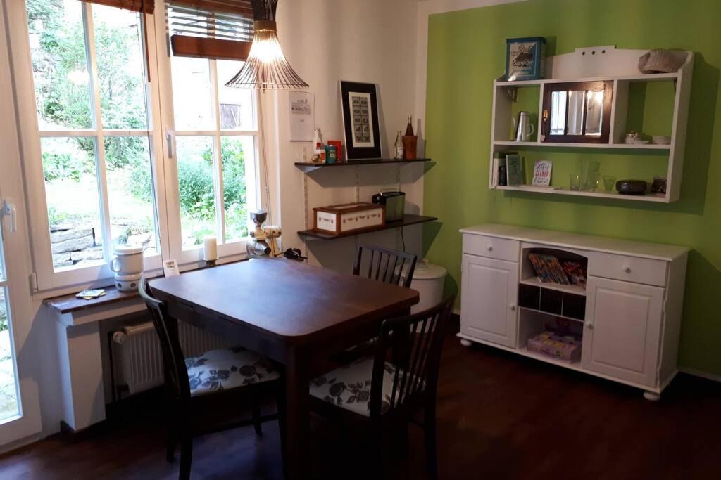 Eine Gemuetliche Ferienwohnung Mit Garten Bad Karlshafen Kültér fotó