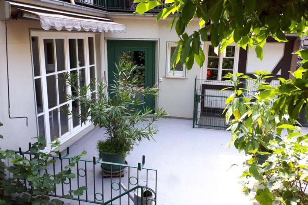 Eine Gemuetliche Ferienwohnung Mit Garten Bad Karlshafen Kültér fotó
